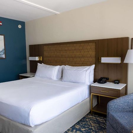 Doubletree By Hilton Tinton Falls-Итънтаун Екстериор снимка