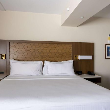 Doubletree By Hilton Tinton Falls-Итънтаун Екстериор снимка