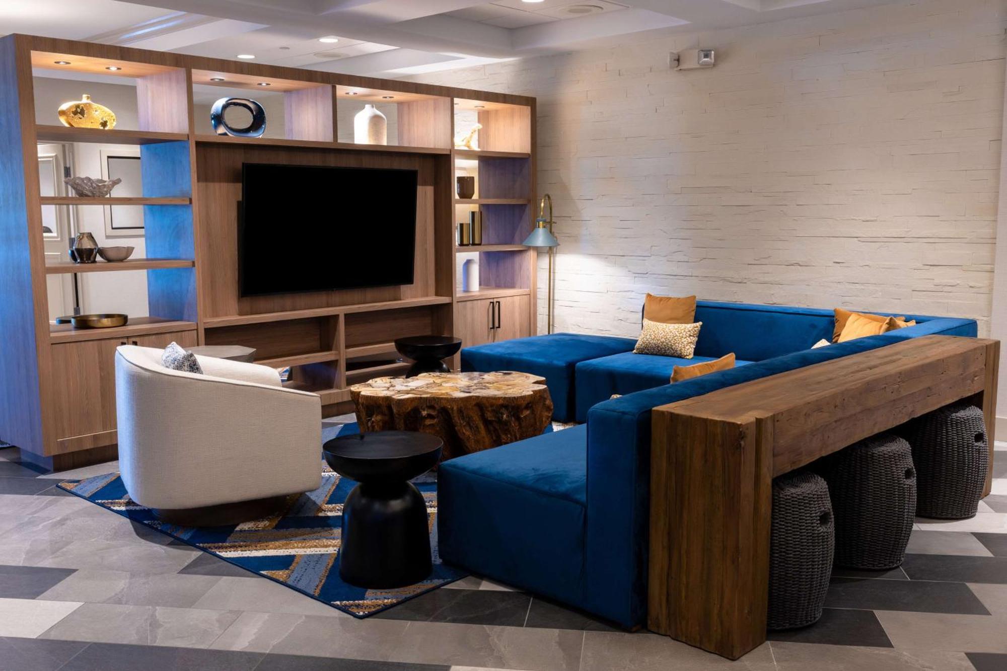 Doubletree By Hilton Tinton Falls-Итънтаун Екстериор снимка